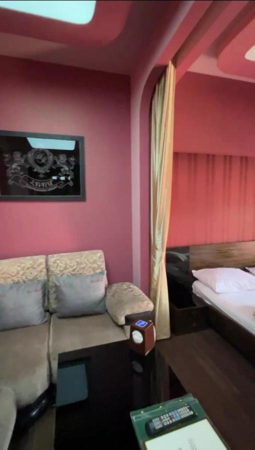 Hotel Roma & Tours Yerevan Luaran gambar